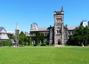 加拿大多倫多大學(xué)世界公民夏令營